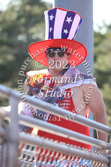MON_fans_37