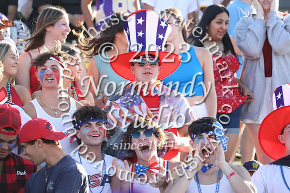 MON_fans_48