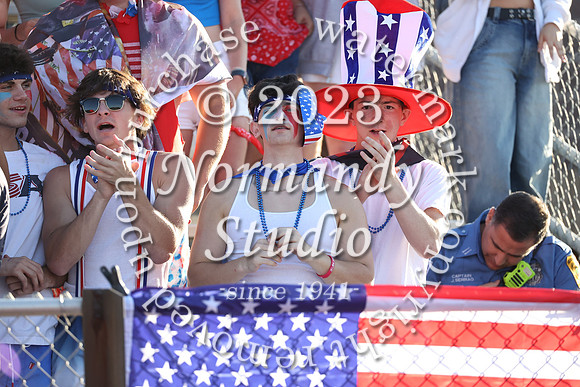 MON_fans_53