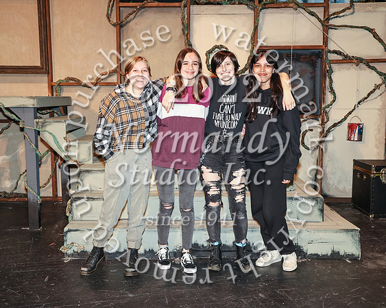 WHS_cast&crew_47