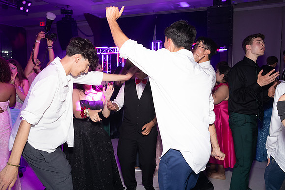 TOT_prom-dance_41