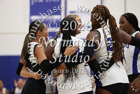 UCH_vb-g_38