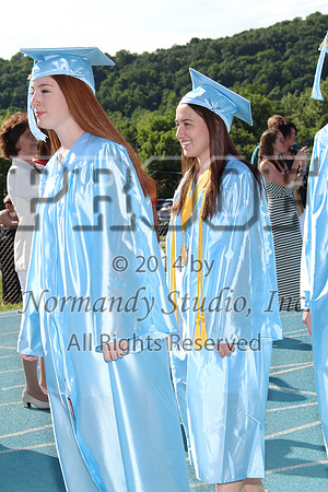 WMC_143_gradcandids_pt