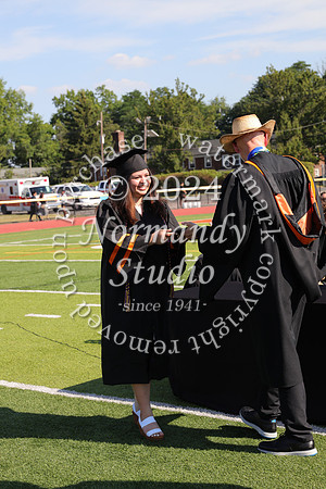 SVL_diplomas_left_322