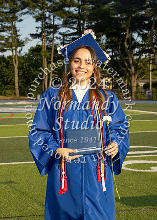SPF_holding_diplomas_034