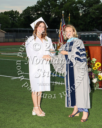 RAM_diplomas_left_045