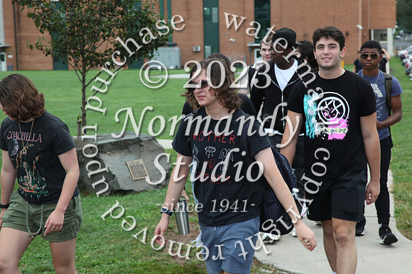 SPF_arriving for_24_sr_grp_30