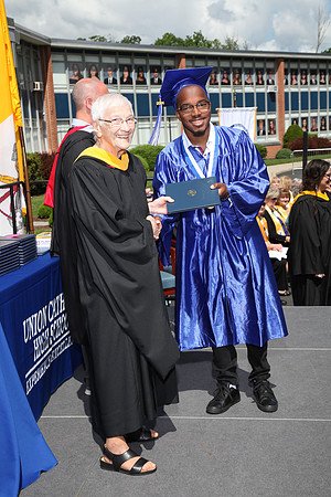 UCH_diplomas_026