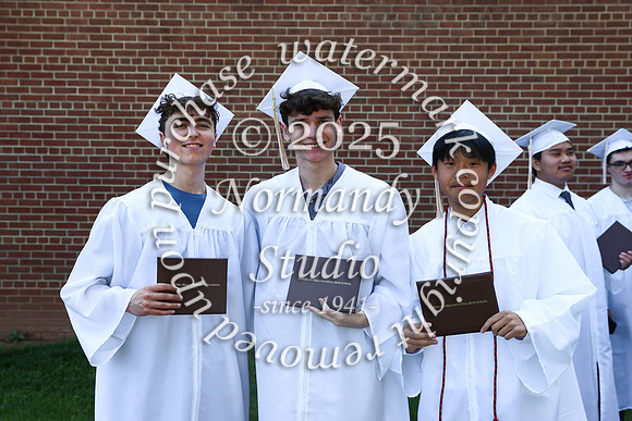 WTG_grad-candids_17