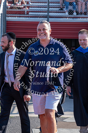 LIB_grad_candids_03