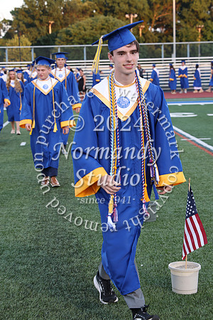 CHS_grad_candids__060