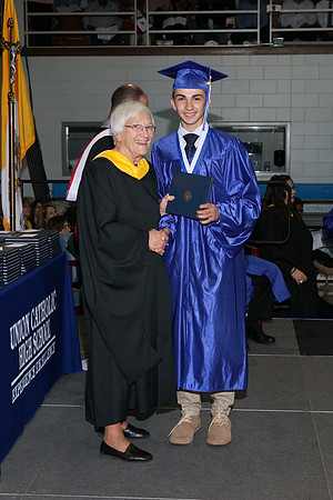 uch_grad_dip_011