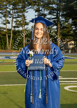 SPF_holding_diplomas_073