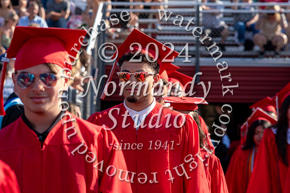 LIB_grad_candids_18