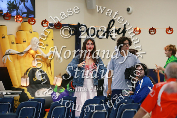 WHS_folio_13