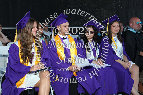 TOT_grad_candids_053