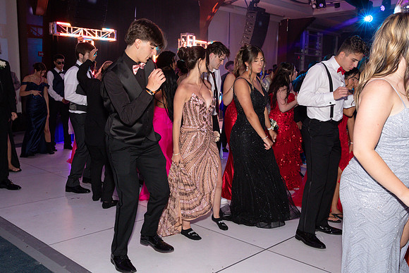 TOT_prom-dance_29
