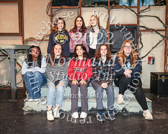 WHS_cast&crew_52