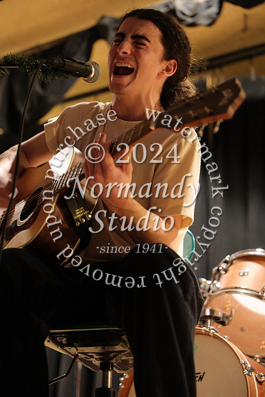 WHS_folio_33