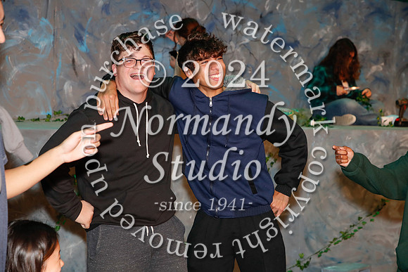 WHS_fall play CAST&CREW_18
