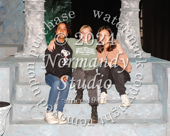 WHS_fall play CAST&CREW_35