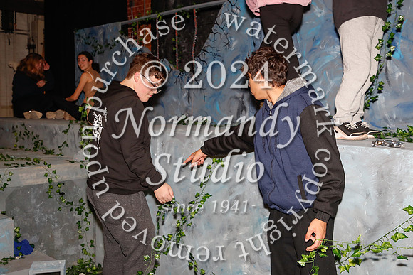 WHS_fall play CAST&CREW_04