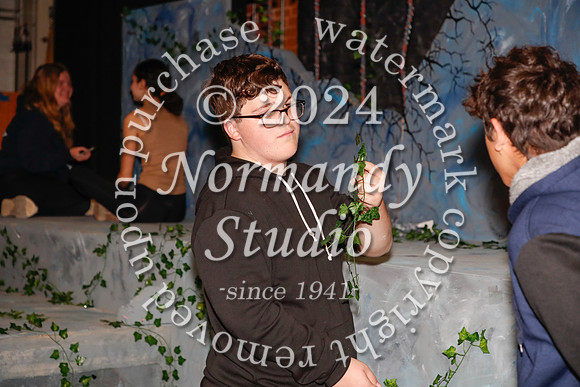 WHS_fall play CAST&CREW_05