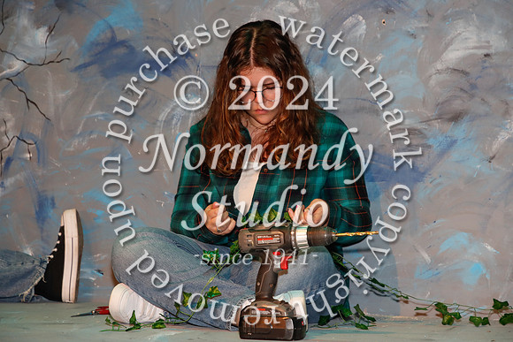 WHS_fall play CAST&CREW_09