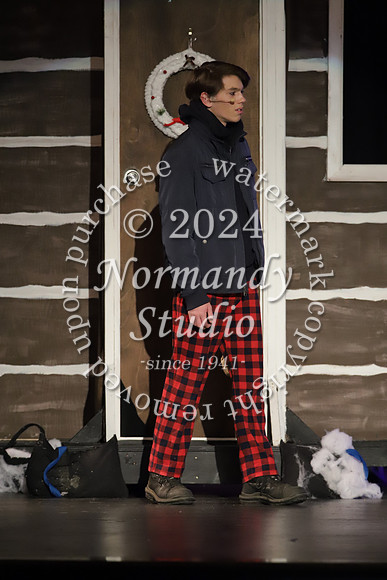 WMC_fall play_50