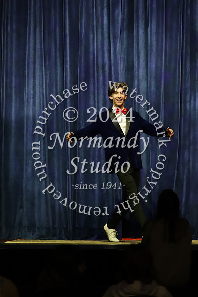 DVH_fall play_18
