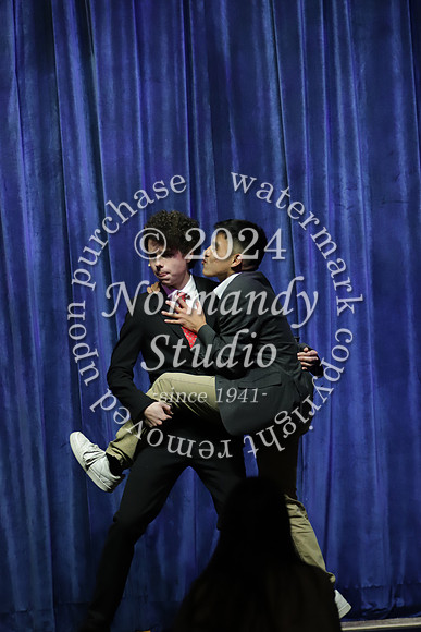 DVH_fall play_16