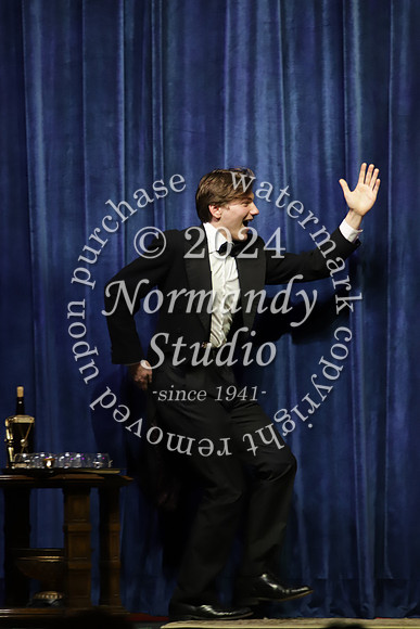DVH_fall play_22
