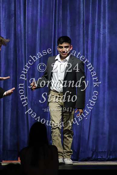DVH_fall play_24