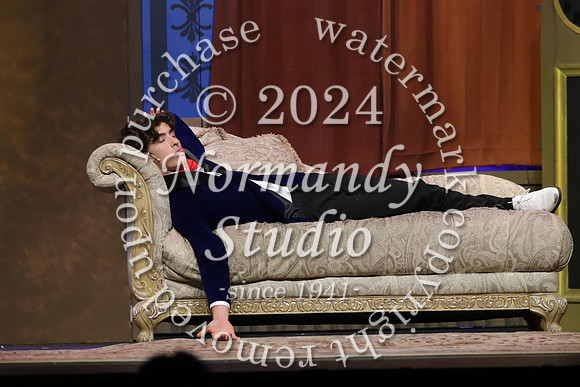 DVH_fall play_63
