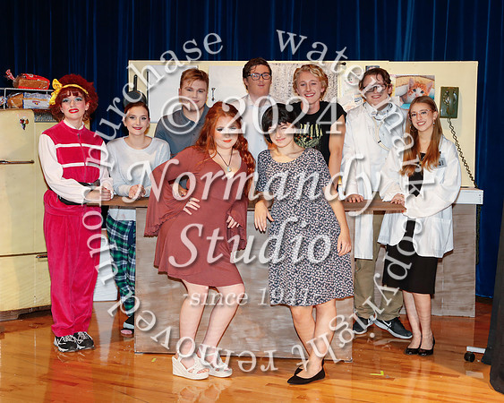ALJ_fall play cast&crew_02