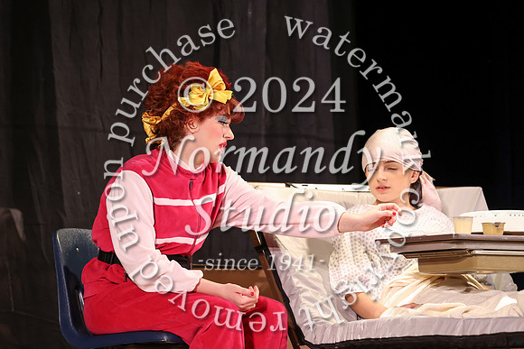 ALJ_fall play_54