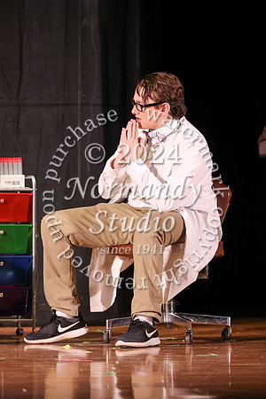 ALJ_fall play_04