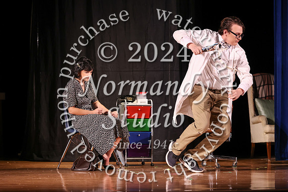 ALJ_fall play_10