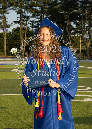 SPF_holding_diplomas_014