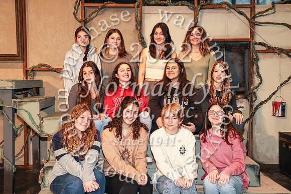 WHS_cast&crew_59