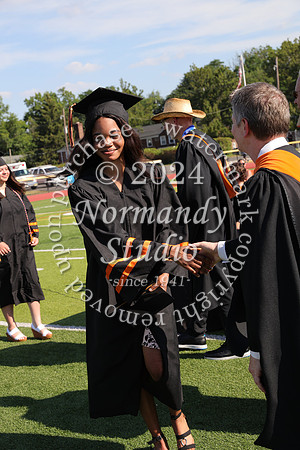 SVL_diplomas_left_321