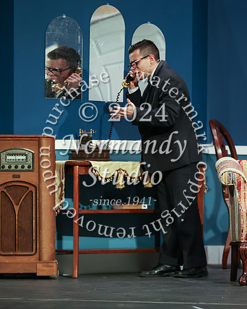 CNH_fall play_07