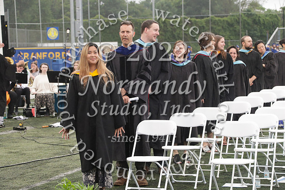 CHS_grad_candids_004