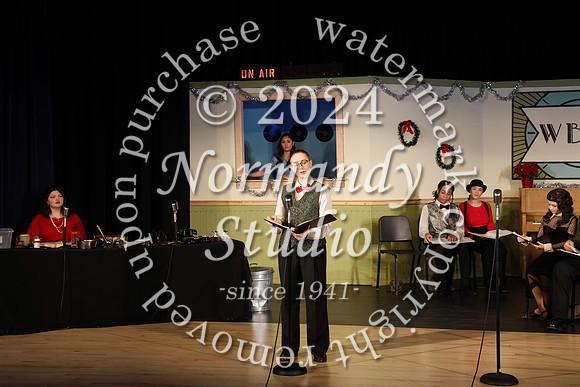DHS_fall_play_044