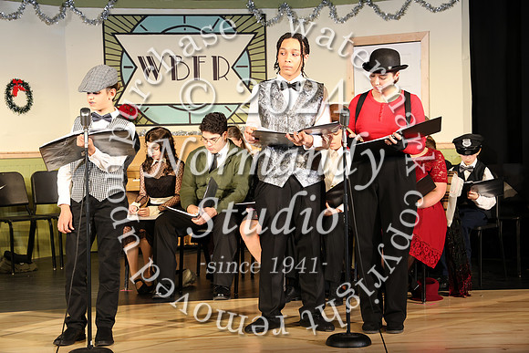 DHS_fall_play_070
