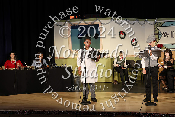 DHS_fall_play_073