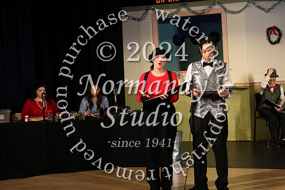 DHS_fall_play_077