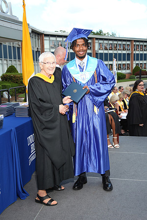 UCH_diplomas_056