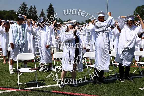 WTG_grad-candids_31