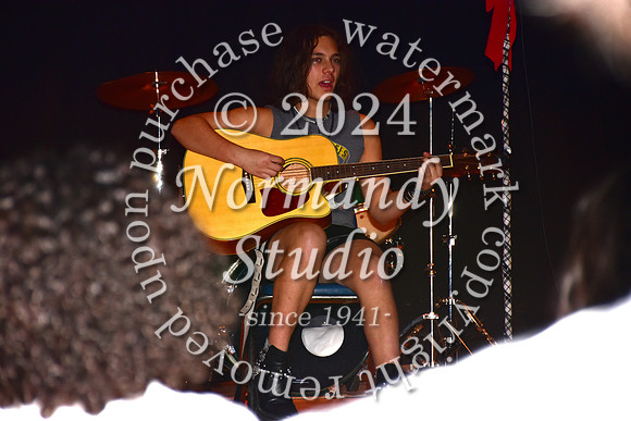WHS_folio_24